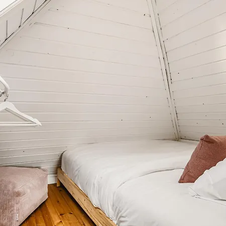 Hébergement de vacances Dinbnb I Family Dream In I Playroom I Private Garden