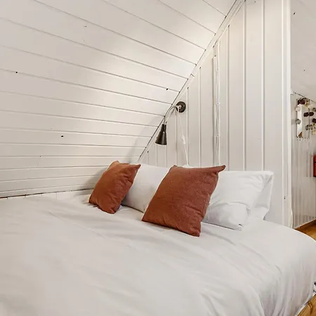 Hébergement de vacances Dinbnb I Family Dream In I Playroom I Private Garden *