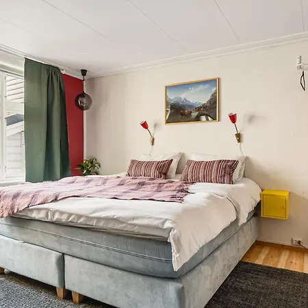 Dinbnb I Family Dream In I Playroom I Private Garden